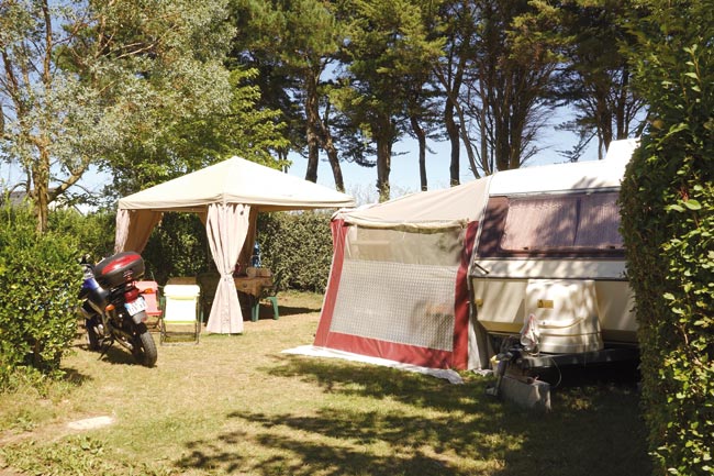 Un des emplacements du camping